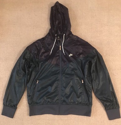 nike mint windrunner