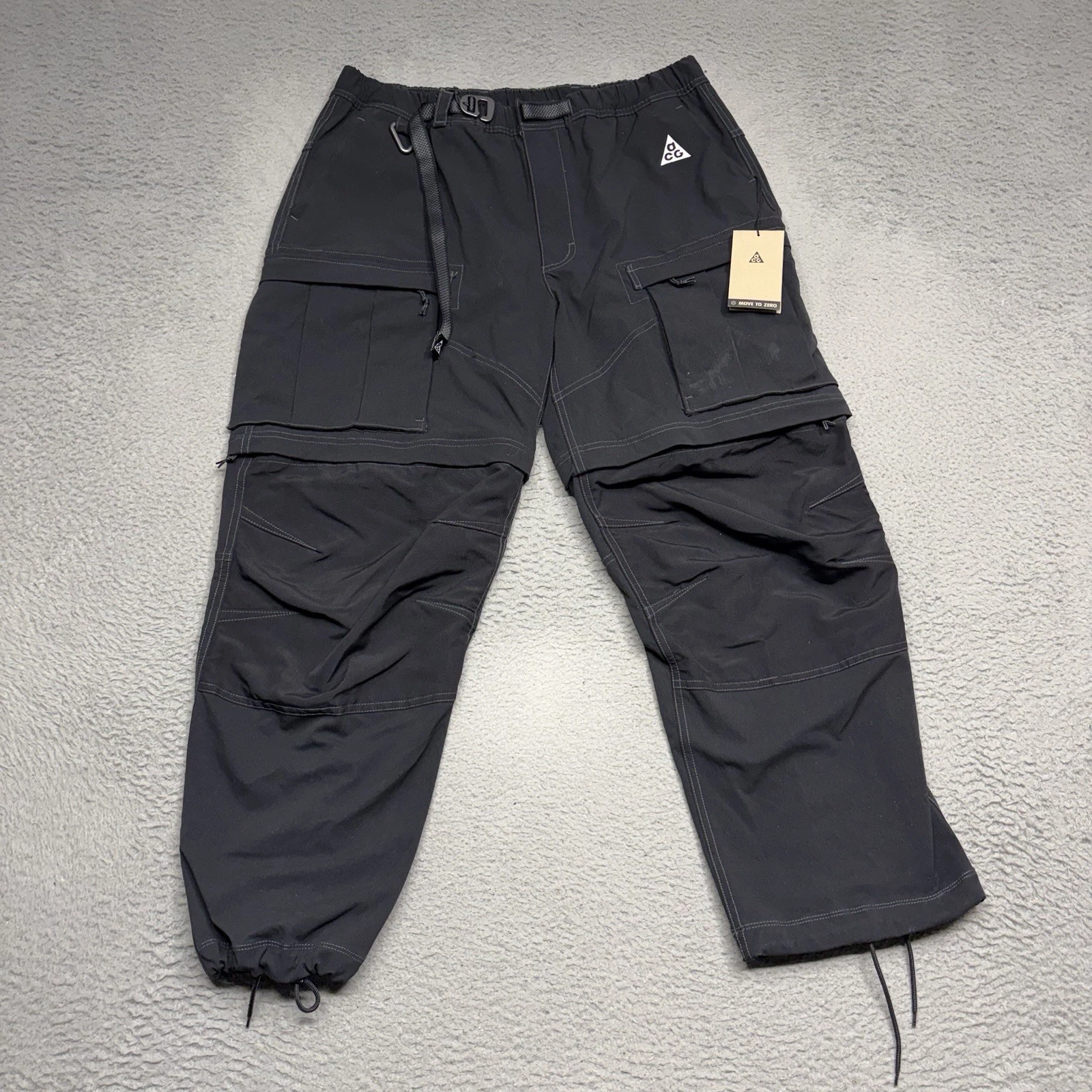 Nike ACG Smith Summit Cargo Pants Men's Large Black White 35x30 Belt CV0655-011