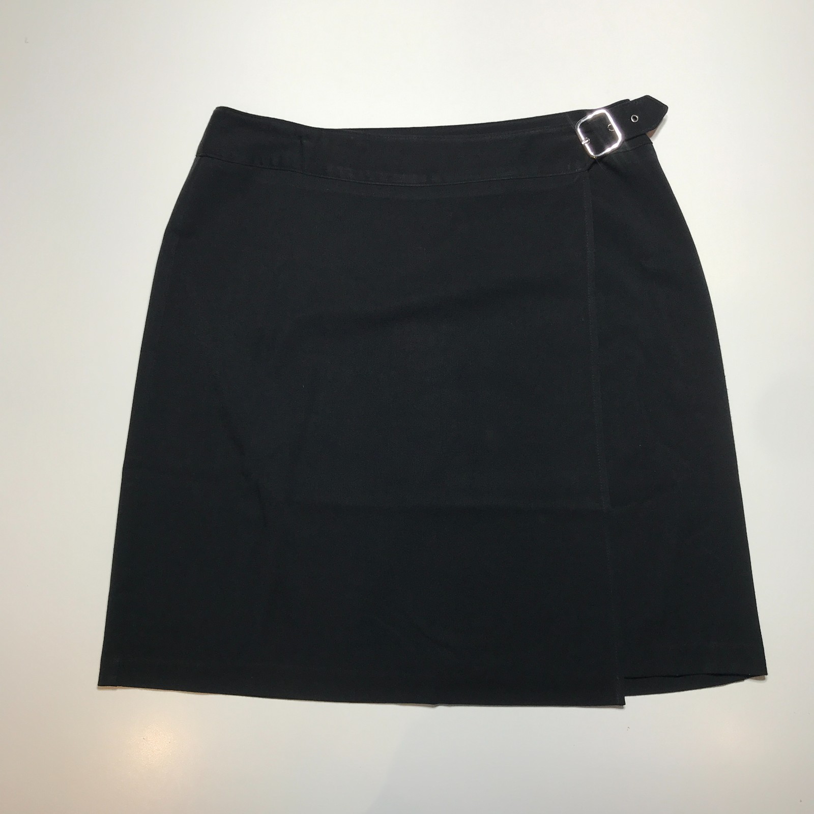 Briggs Shift Skirt Size 14P Stretch Black Mini Buckle Belt Wrapover Chic Classy