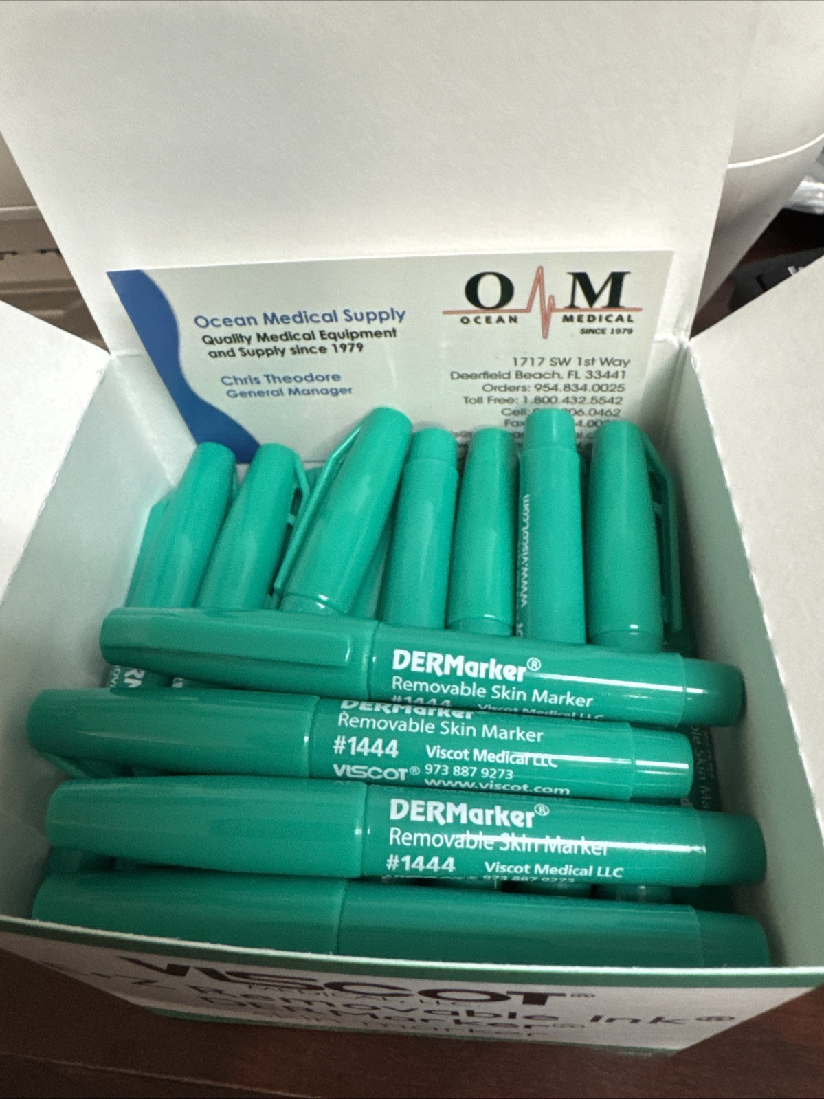 Skin E-Z Skin Marker Regular Tip Green, Non-Sterile VISCOT #1444, 50/Each/BOX.