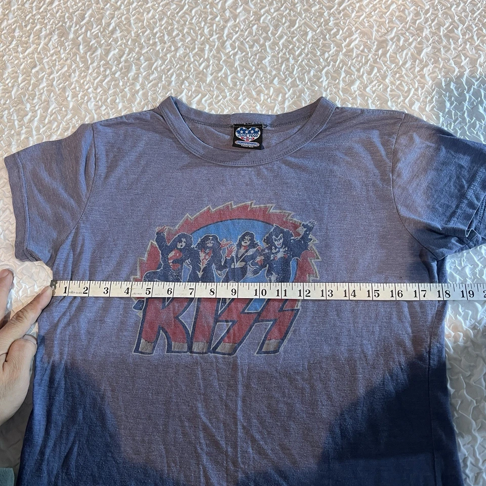 Camiseta vintage KISS Band de Junk Food Clothing Foto 4 de 4