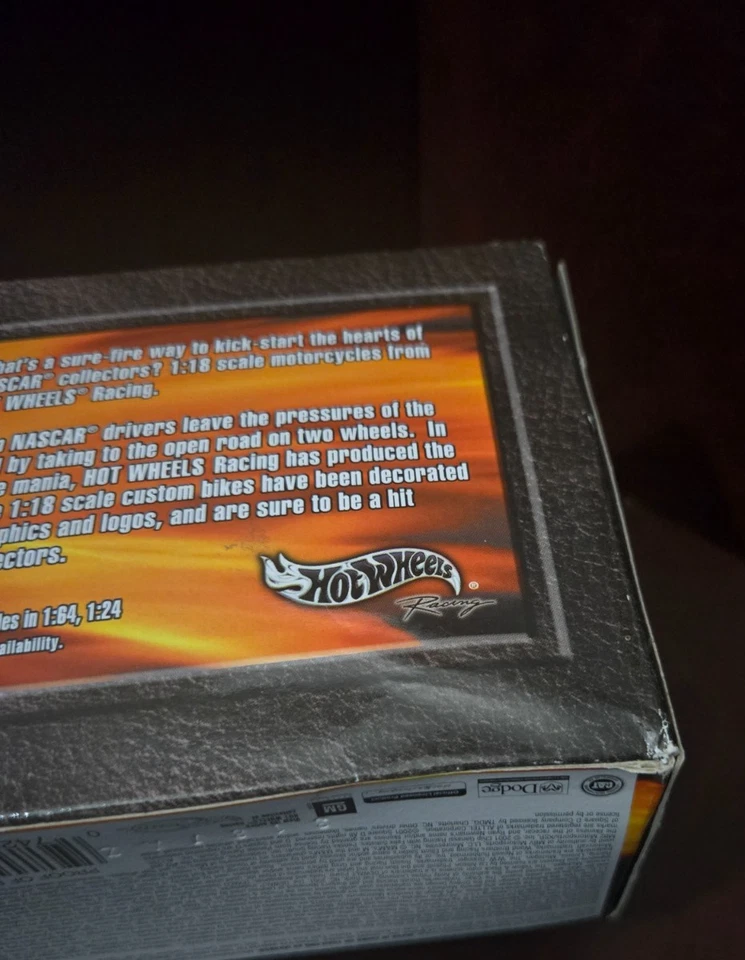 Nascar 2001 Hot Wheels Racing "Thunder Rides #10 Nesquick new - Image 4 of 4