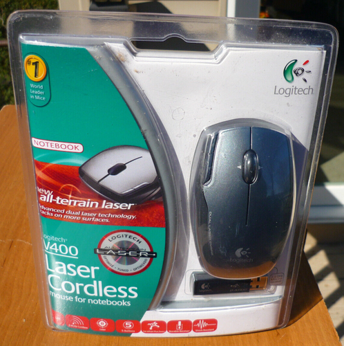 Logitech V400 Laser Cordless Notebook Mouse Metallic Grey - NEW/SEALED - Picture 2 of 3