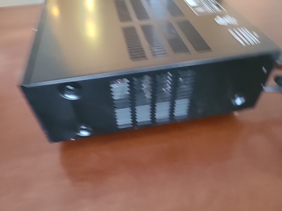 TOA BG-1060 Integrated Amplifier - UNTESTED - Powers On - Missing Knobs ...