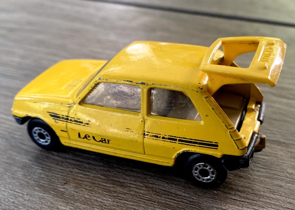 Lesney Made in England 1980 Matchbox 1-75 Superfast ~ Nº 21 Renault 5TL "Le Car" Foto 2 de 4