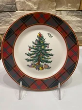 Spode Christmas Tree Tartan Salad Plate 7.75-Inch Earthenware Plate New With Tag