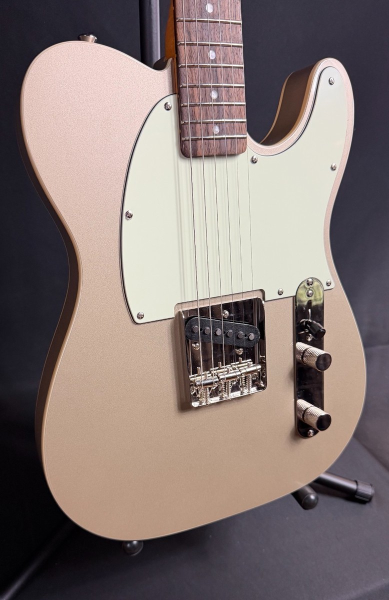 Squier FSR Classic Vibe 60's Custom Esquire Electric Guitar