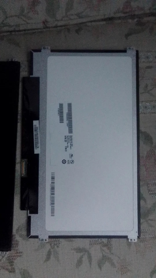 Model # B116XTNO2.3 Led Screen - Image 2 of 2