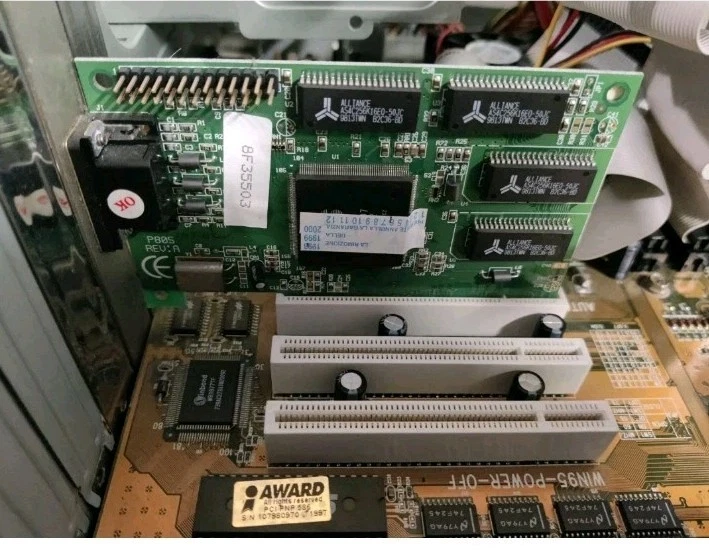 Computer Vintage Motherboard Socket 7 -Gigabyte GA-586STX2 + Pentium-MMX Olidata - Bild 4 von 4