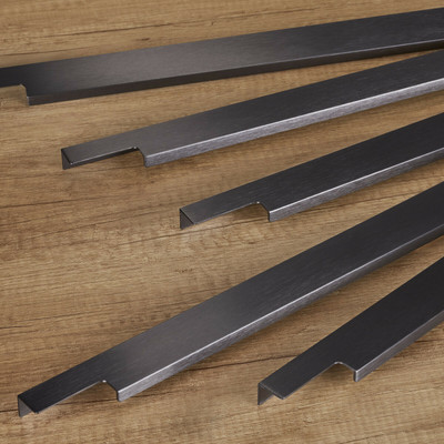 SO-TECH Griffleiste BLANKETT Slim 145-1195 mm schwarz Möbelgriff Schrankgriff
