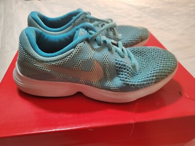 nike revolution size 4.5