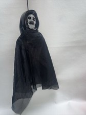 Skull Hanging Decoration Lights Up Working 12" With Suction Cup