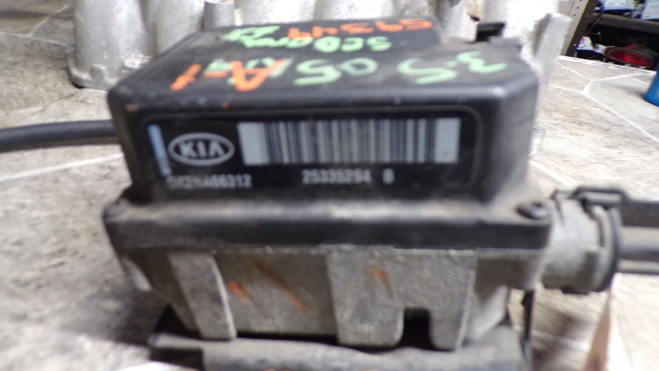 02-05 2002-2005 KIA SEDONA 02-04 MÓDULO DE CONTROL DE CRUCERO SPECTRA MONTAJE CCM 1,8 L Foto 2 de 4