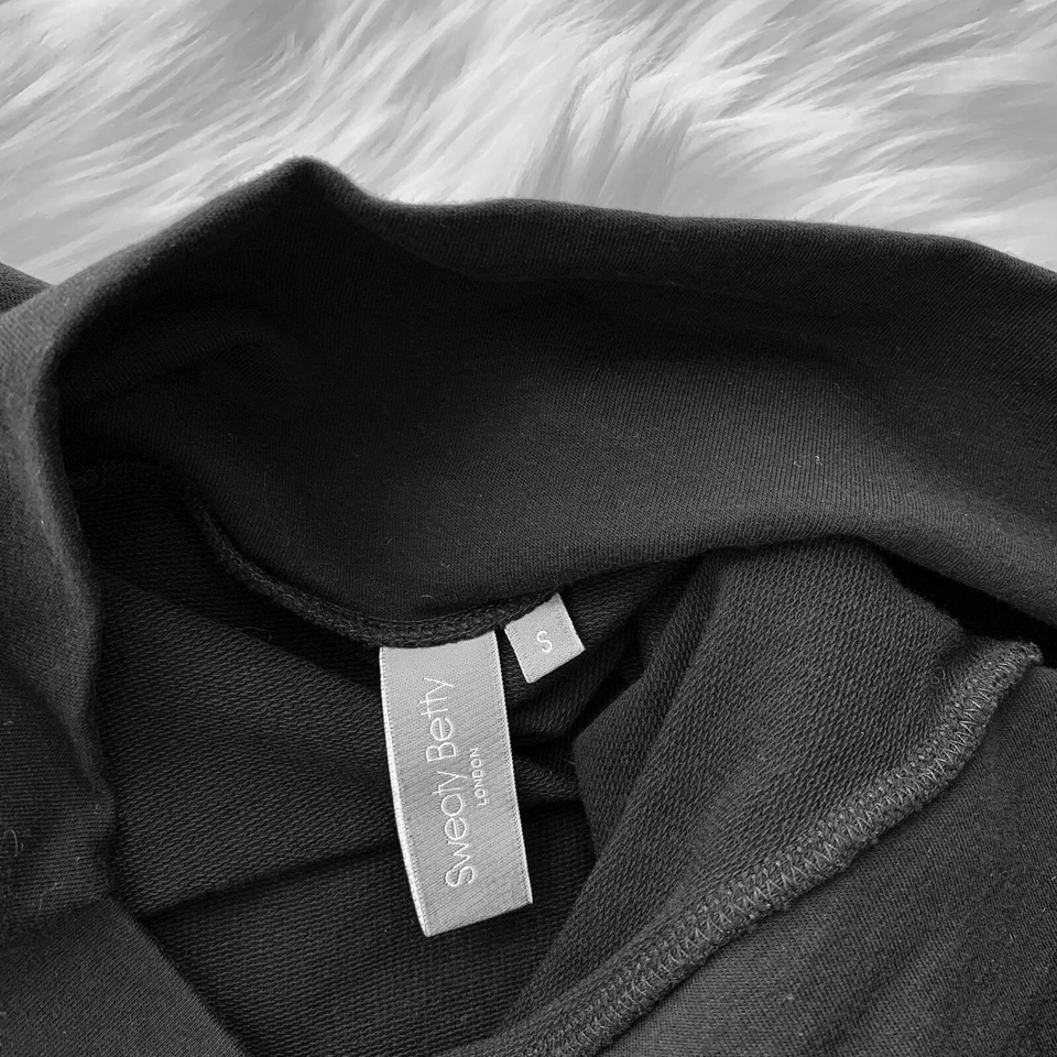 Moletom Sweaty Betty London - Preto gola capuz larga mangas reunidas, P - Imagem 4 de 4