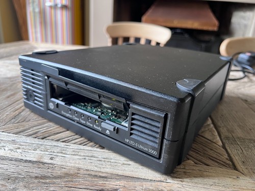 EH958B 693417-001 HP LTO5 Ultrium 3000 SAS External Tape Drive - Afbeelding 3 van 8
