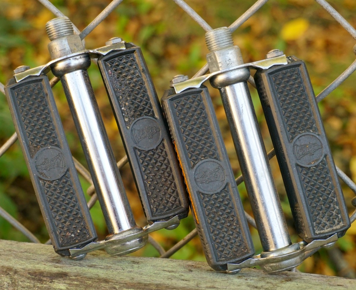 Raleigh Block Pedals Sports Superbe Vintage Speed Logo Cruiser Chopper  Grifter