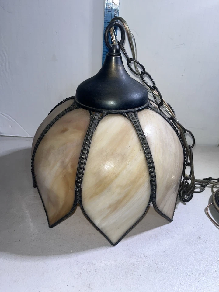 Lámpara de luz colgante vintage con pantalla de escoria de vidrio flor de tulipán de 8 paneles Foto 2 de 4