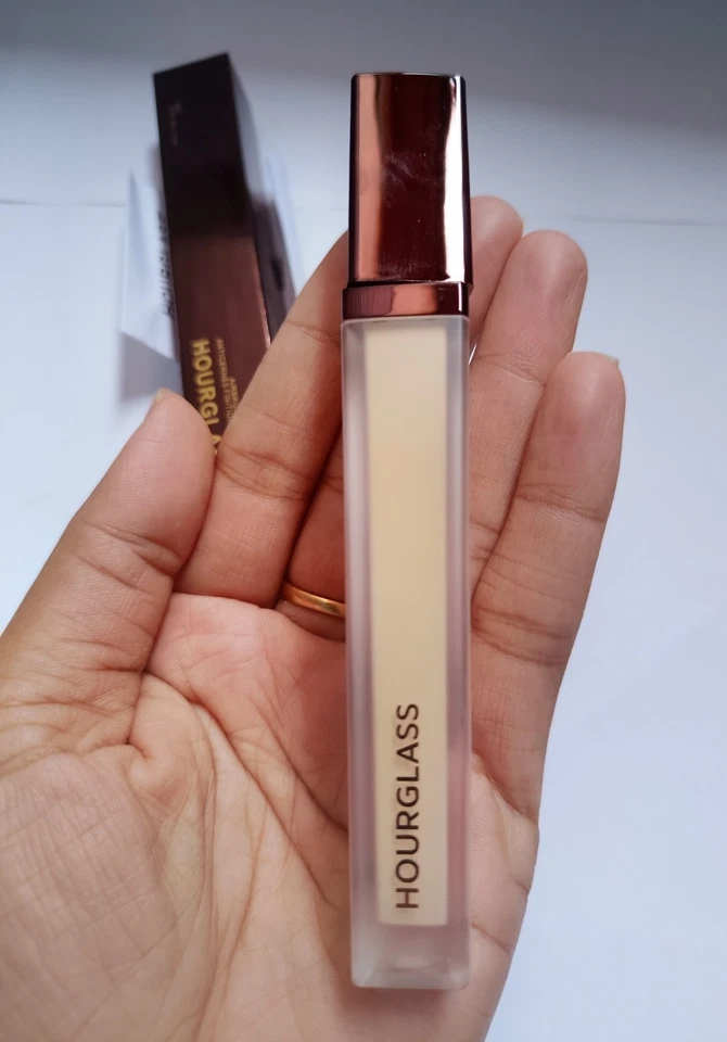 Hourglass Vanish Airbrush Concealer - Shade OAT - 6ml