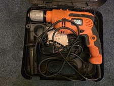 Black & Decker 710W Hammer Drill – DIY Kit with Drill Bits (see pics)