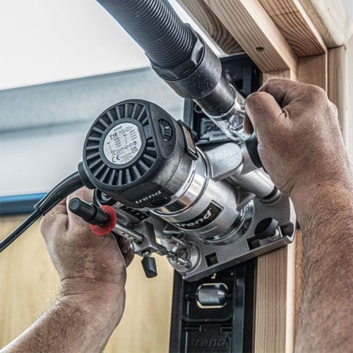 Trend T1EPS 1/4" Electric Trim & Plunge Router Kit 240V/710W - Picture 9 of 9