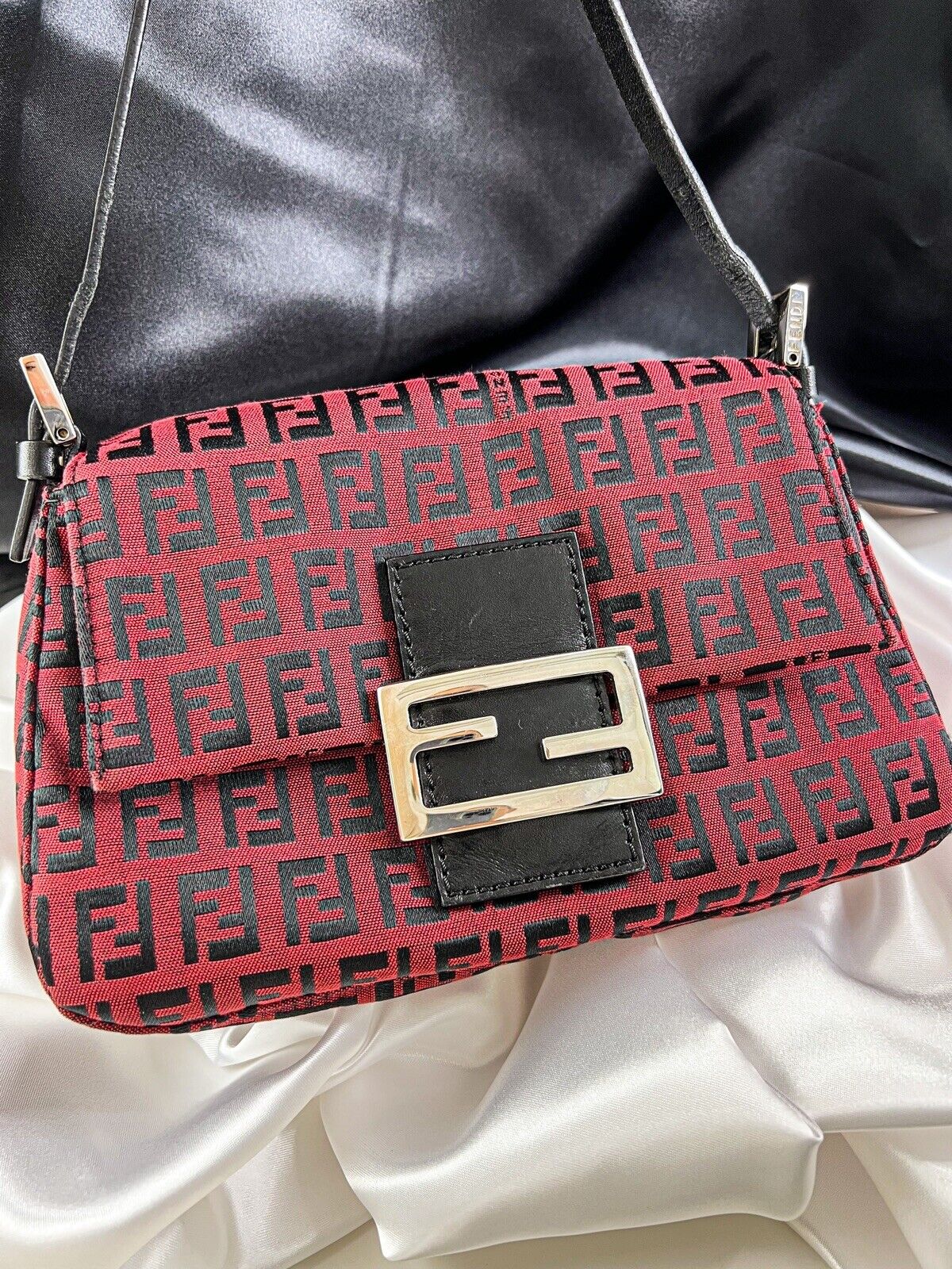 BOLSA FENDI ZUCCA MINI BEGE