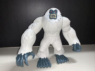 Toys R Us YETI MONSTER Chap Mei Figure 7