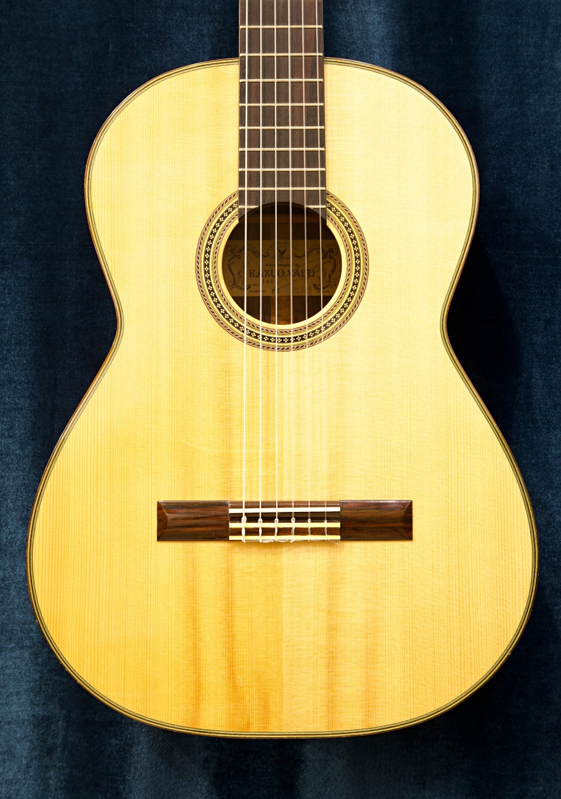 1986 Kazuo Yairi H5 Classical Guitar Original Case + Tuning Fork