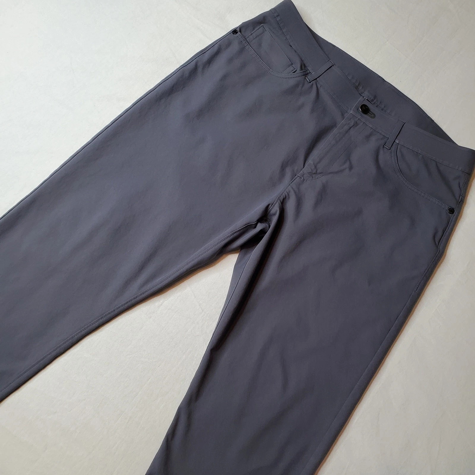 Public Rec Men's Size 33X28 Dealmaker Pants Workday 2.0 Straight Fit Gray