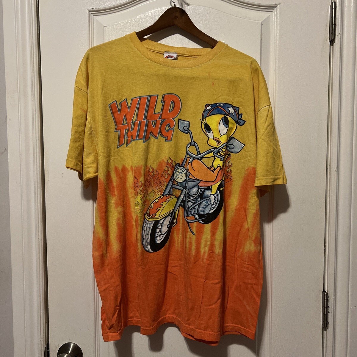 Dope Vintage Looney Tunes Tweety Bird Mens Shirt Wild Thing