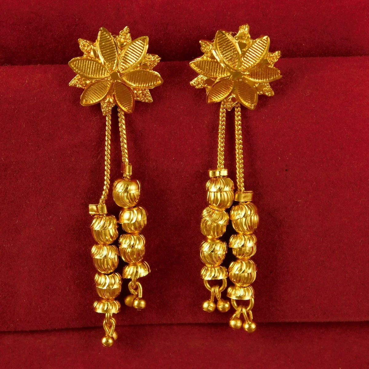 Share 156+ girlish gold earrings design best esthdonghoadian