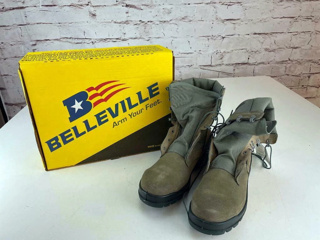 Lightweight sage green steel hotsell toe boots