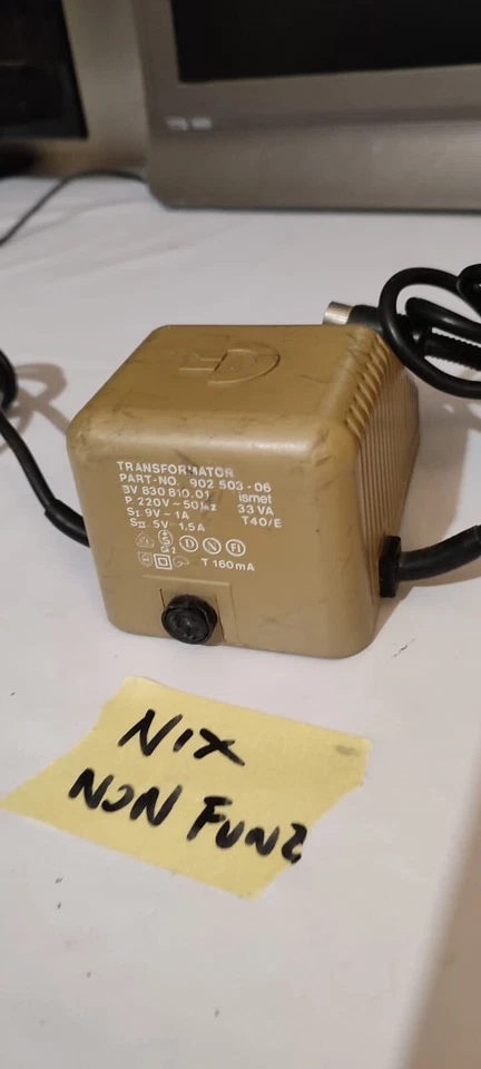 ALIMENTATORE ORIGINALE COMMODORE 64 C64 BISCOTTONE NON FUNZIONANTE scarpone - Immagine 3 di 4