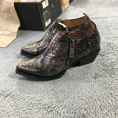 FRYE Boots Womens 5.5 Sache Moto Shootie Pewtie Lizard Ankle Boots NEW WITH BOX