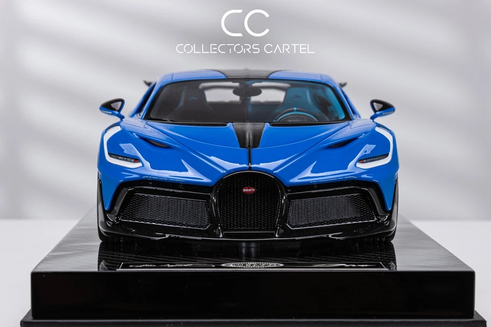 Bugatti Divo (Bleu Le Mans) [ESCLUSIVA] scala 1/18 - Immagine 4 di 4