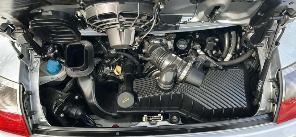 2002 Porsche 911  - Image 2 of 4