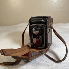 Yashica-A TLR 120 film camera UNTESTED AS IS
