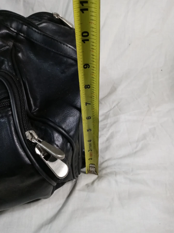 Large Zipper Carry On Black Leather Travel Luggage/ Bag / Suitcase with Wheels - Image 4 of 4