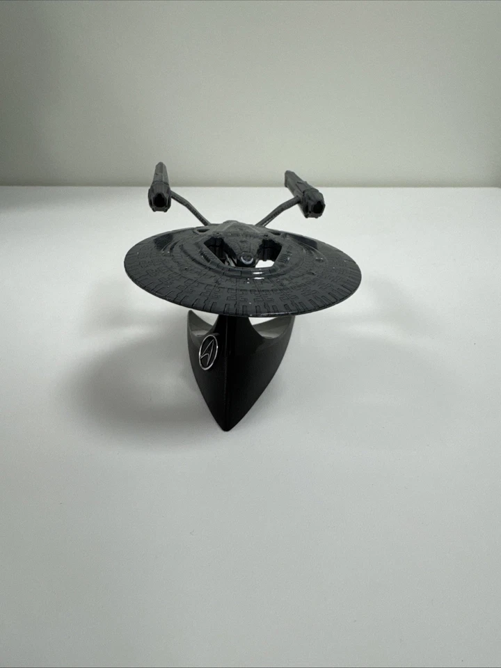 Hot Wheels Star Trek USS Vengeance Die Cast Metal Model - No Box - Image 2 of 4