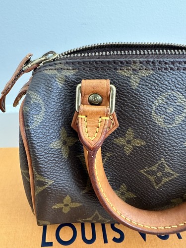 Authentic LOUIS VUITTON Monogram Canvas Speedy Nano - Picture 3 of 20