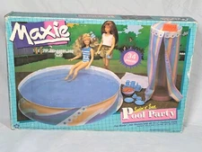Vintage Maxie Doll Swim N' Sun Pool Party 34 Piece Playset New In Box