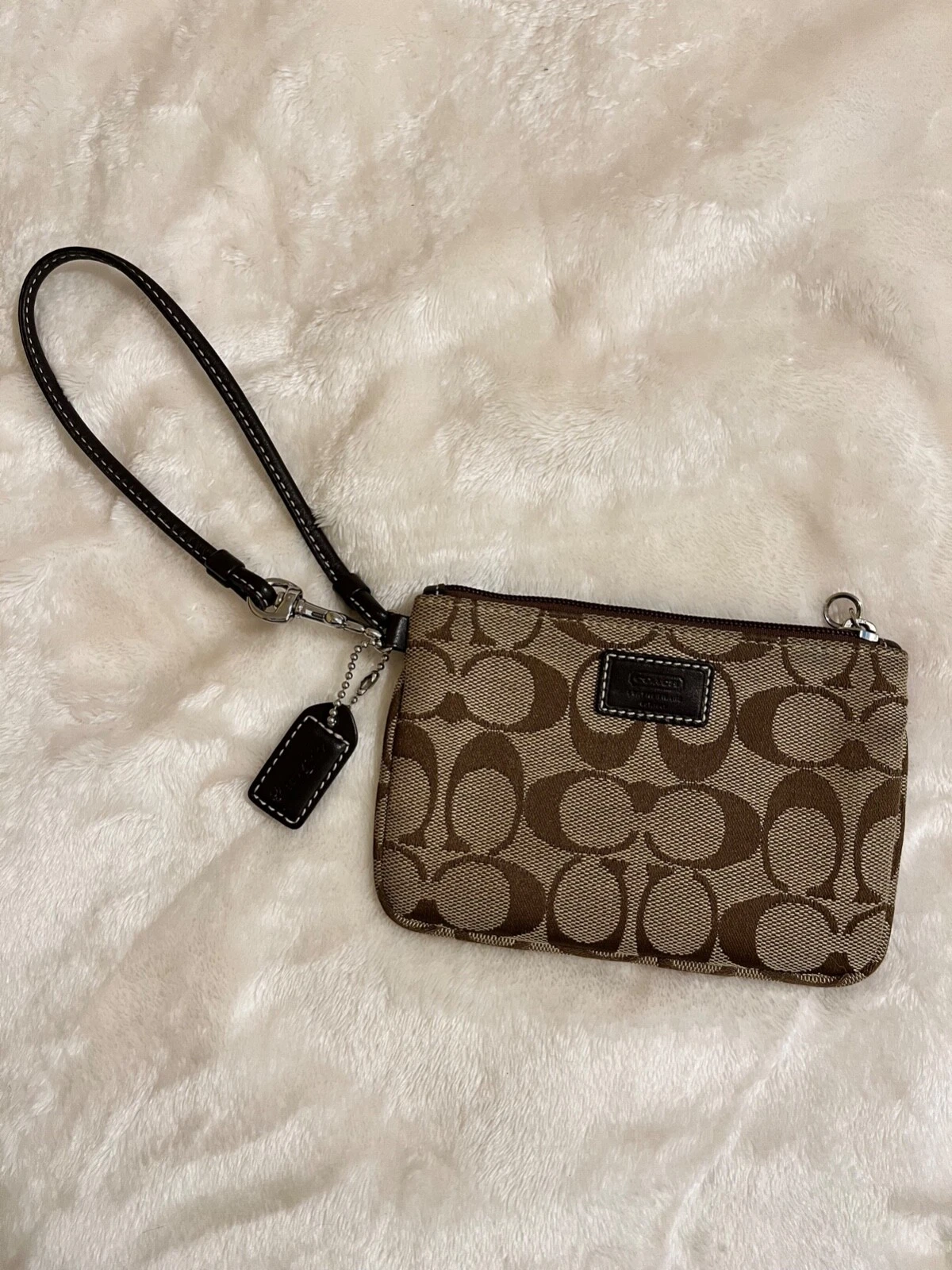 Portafoglio Coach Marrone Cioccolato Monogram Wrislet
