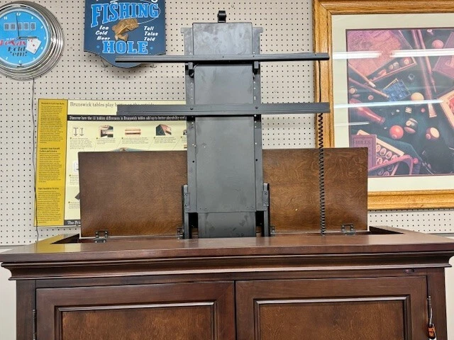 Mueble elevador de TV Meritage Designs Foto 4 de 4