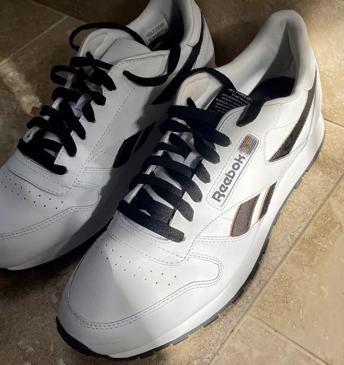 Reebok Size 9 Mens All Types Of Love PRIDE Harman Pride MENS shoes Classic