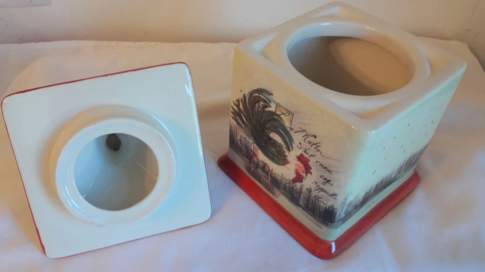 Bote de tarro de gallo de campo internacional certificado por Susan Wirget Foto 3 de 4