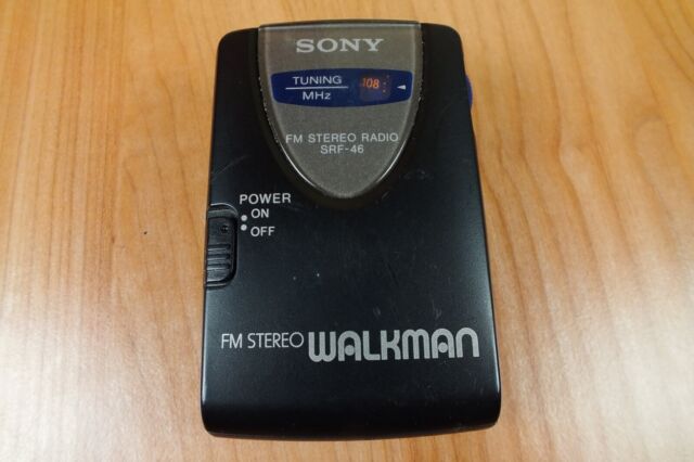Sony Walkman Mega Bass SRF 46 Radio FM Stereo Receiver Working Order