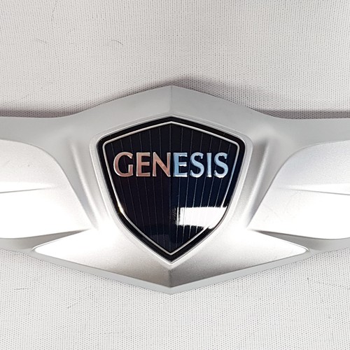 Trunk Wing Emblem Tailgate For Hyundai Genesis Sedan 2015-16 Genuine 86330B1000 - Picture 7 of 10
