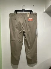 DockERS Men's Beige Comfort Khaki Pants 42x30 Flat Front Classic Fit New W/ Tags