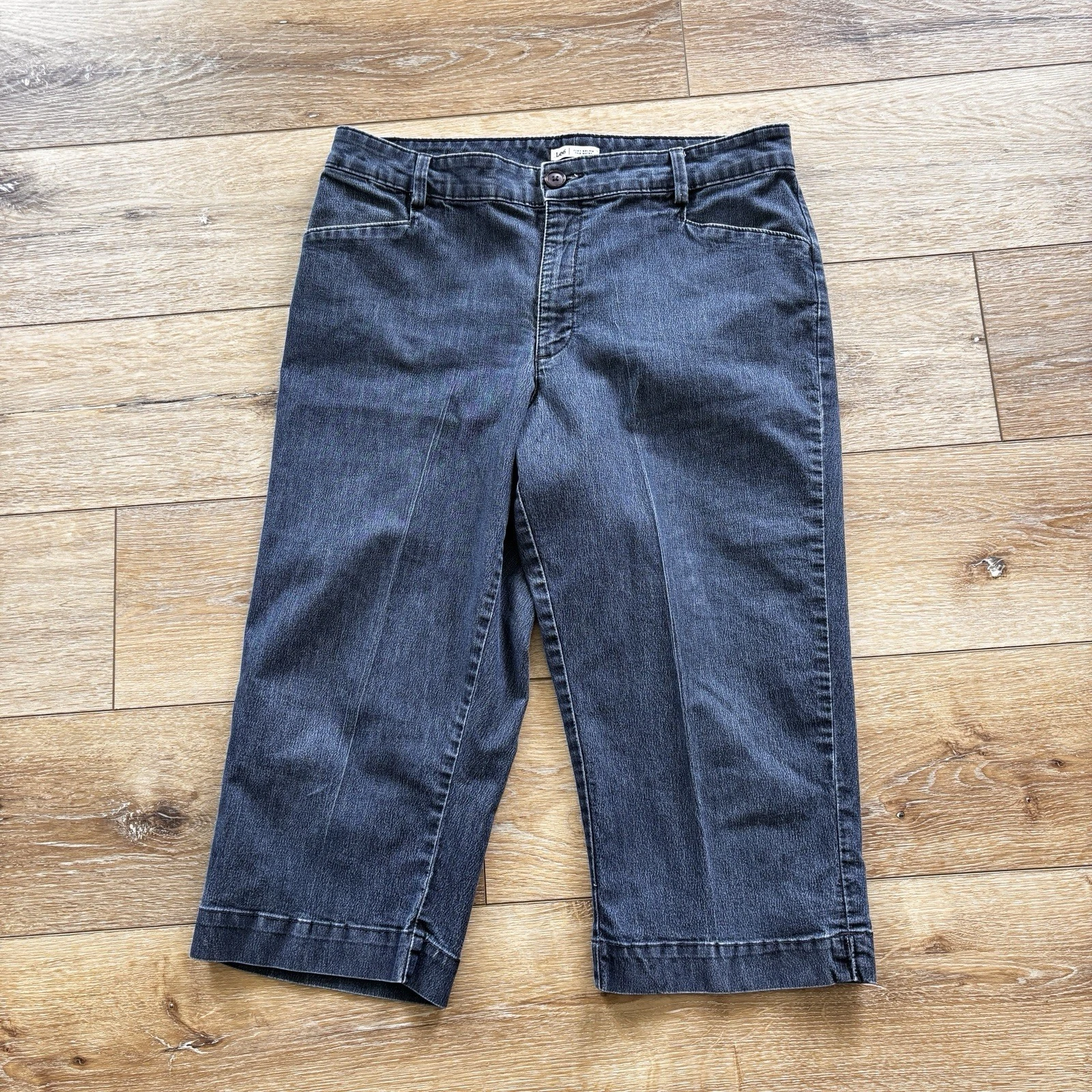 Lee Just Below The Waist Capri Womens Size 14 Comfort Stretch Denim Jean Classic