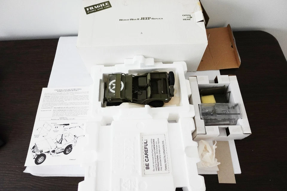 Danbury Mint World War II JEEP Replica 1:16 in box - Image 4 of 4