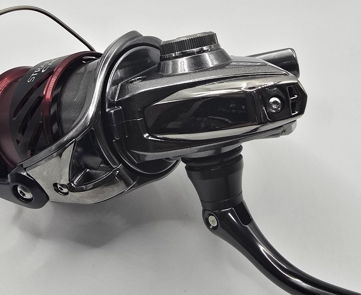 Shimano Stradic CI4+ 2500S-B Spinning Reel READ: Mechanical Feel
